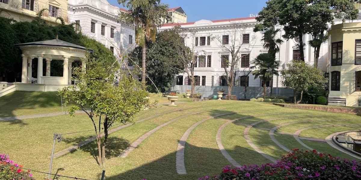Garden of Dreams Kathmandu – Relaxing Heritage Garden Visit
