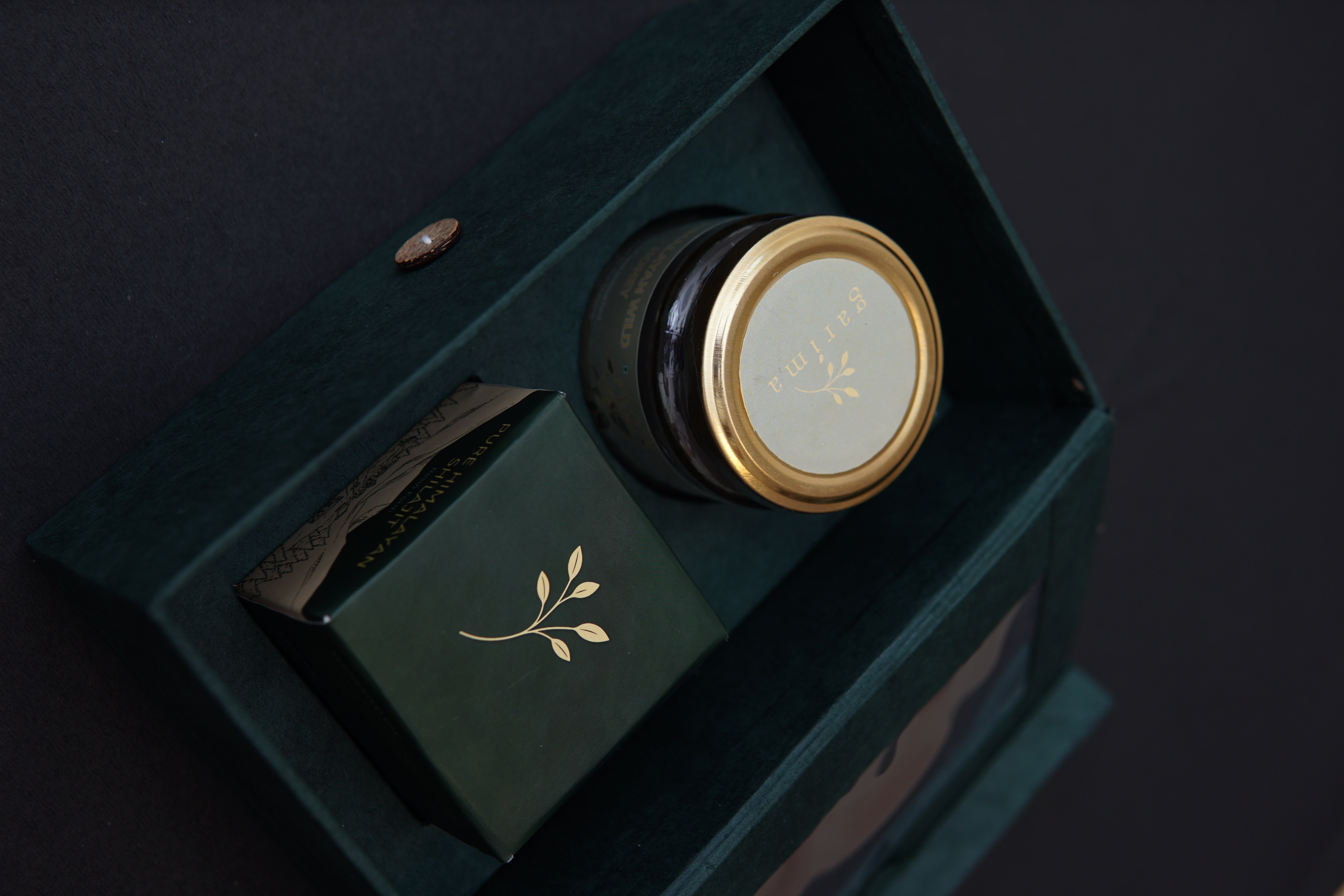 Himalayan Gift Box product presentation